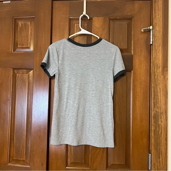 Netflix Stranger Things Grey Tee Shirt, Size Medium - Picture 9 of 9